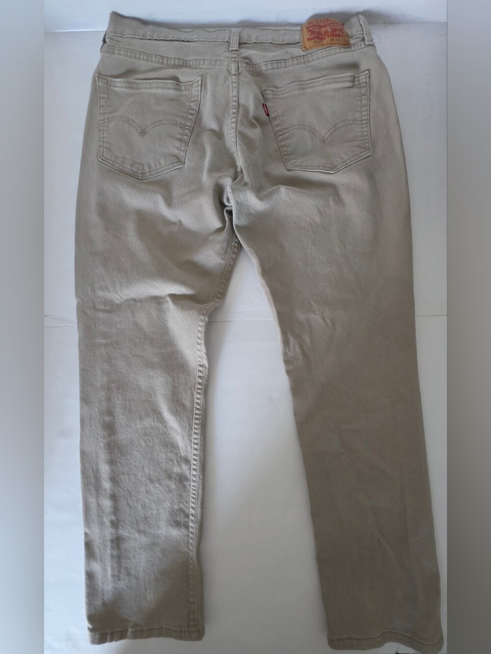 Levi's Slim Straight Jeans in Light Khaki - Picture 2 of 9